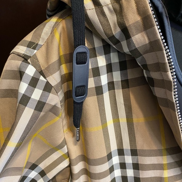 Burberry Stanford’s Reversible Jacket - Picture 3 of 16